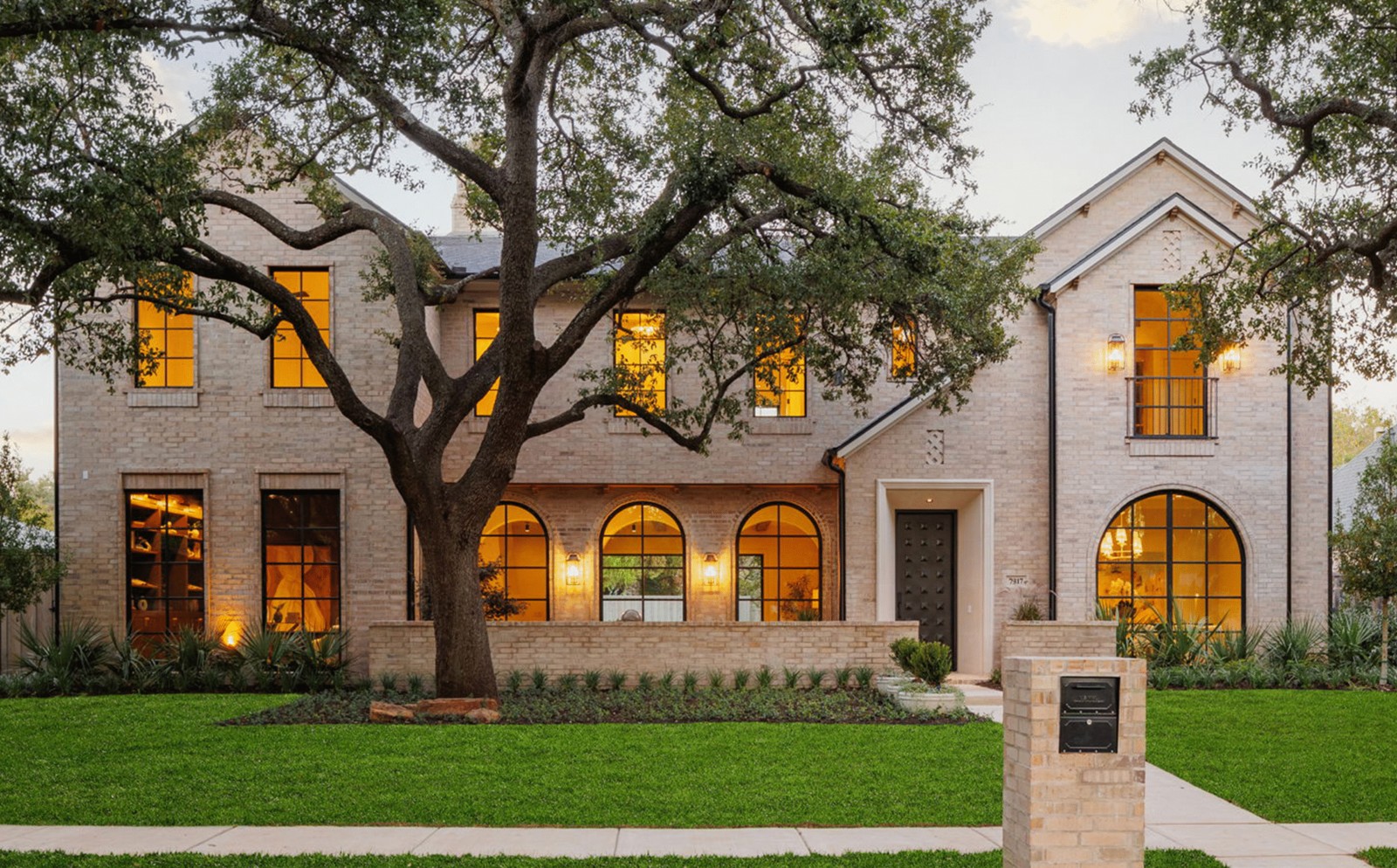 7317dominiquedrfairmonthomes2 scaled